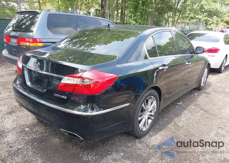 2013 Hyundai Genesis 3.8 z USA, uszkodzony, nr VIN KMHGC4DD1DU231722